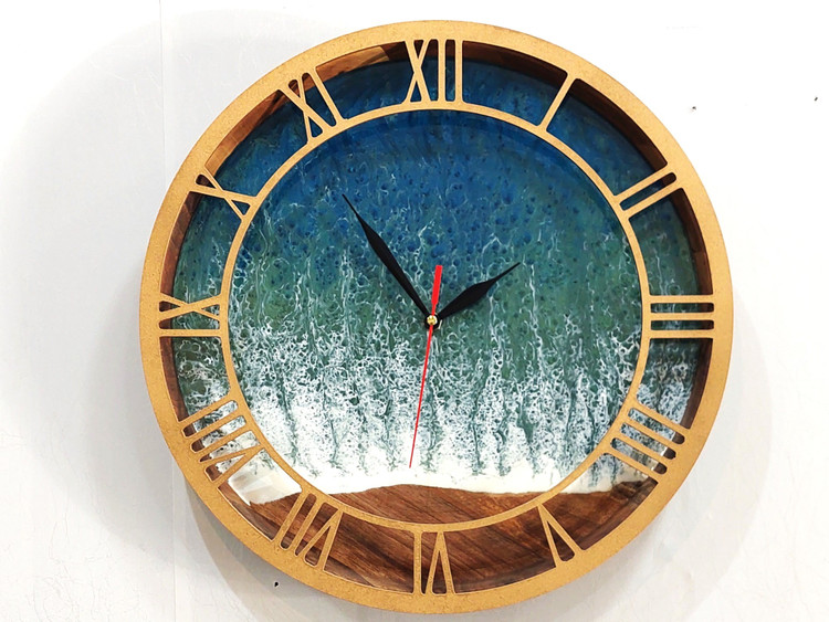 خرید ساعت دیواری رزینی طرح موج دریا