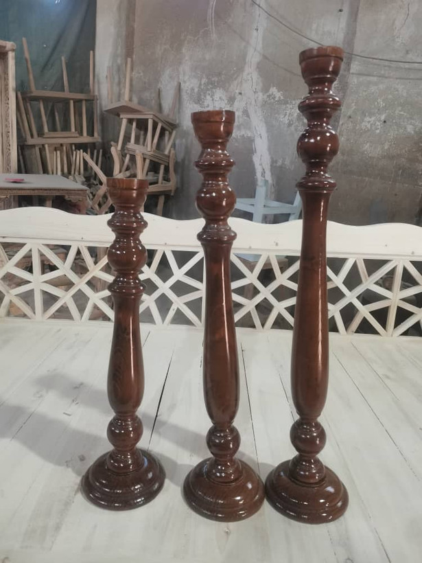 جاشمعی کنارسالنی چوبی