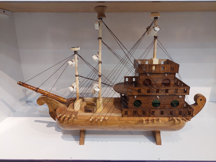 handmade-wooden-ship-decorative-masterwood.jpg
