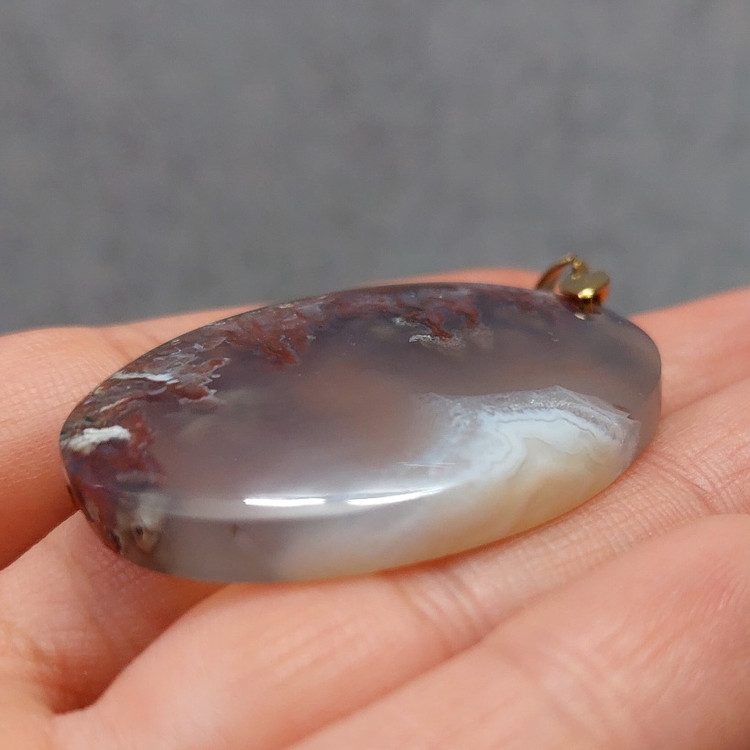4x3 cm oval agate pendant from Khorasan with natural misty stone pattern