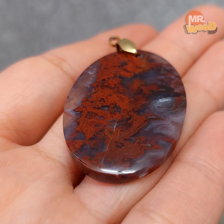Authentic Persian dendritic agate pendant with lava-like landscape design