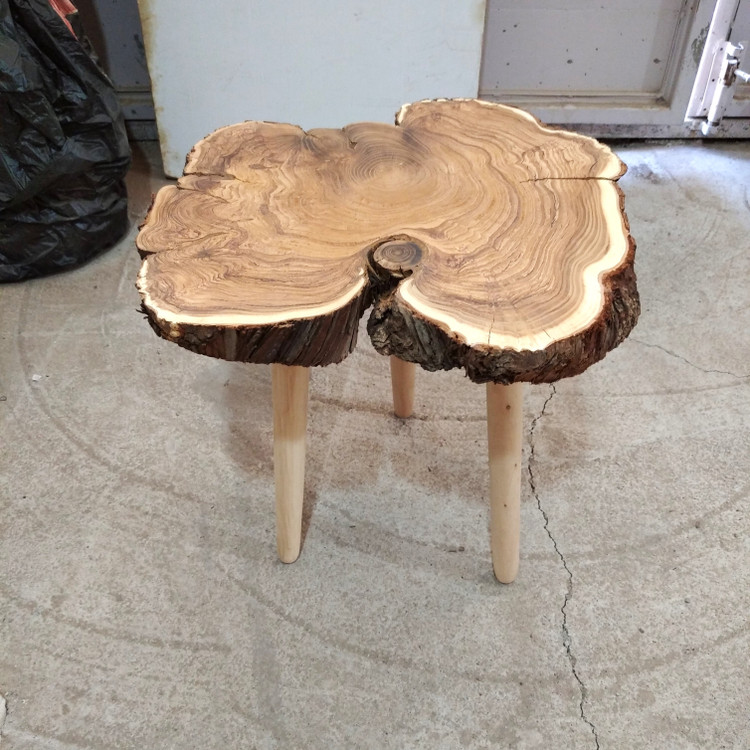 میز عسلی چوبی دست ساز دفرمه جوش کمیاب سنجد | دکوری کادویی خاص و مجلل | مدل روستیک تمام چوب طبیعی